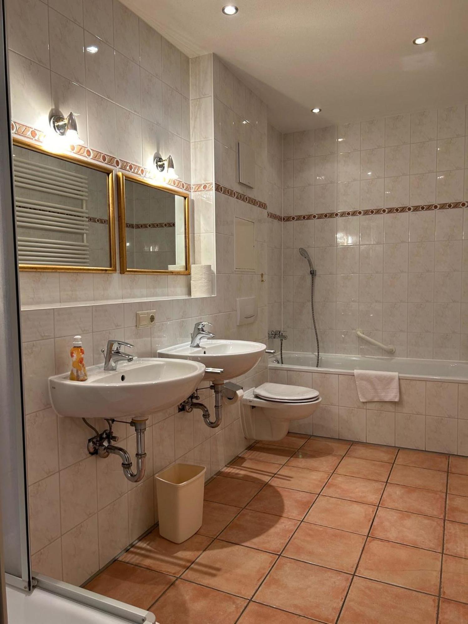 Gabi Mit Pool Und Sauna Ubersee Ngoại thất bức ảnh